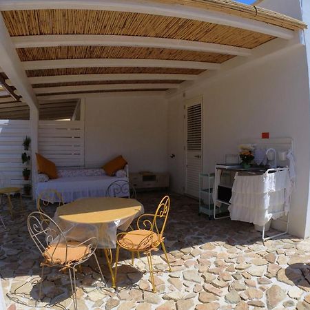 Monti Russu Natural Guest House Aglientu Bagian luar foto