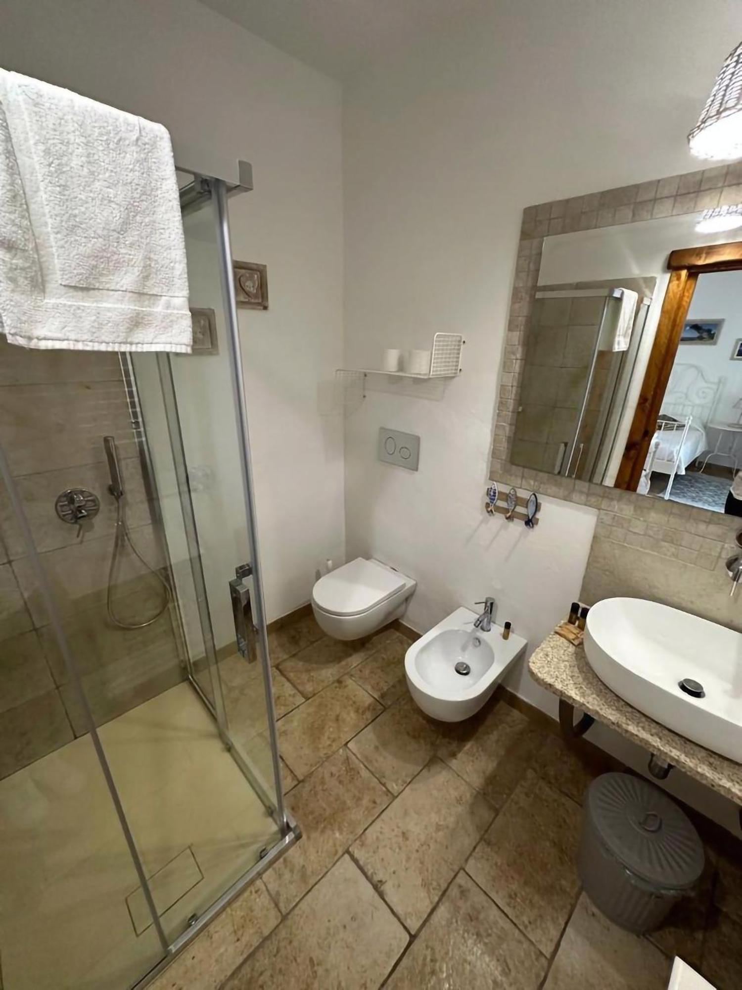 Monti Russu Natural Guest House Aglientu Bagian luar foto